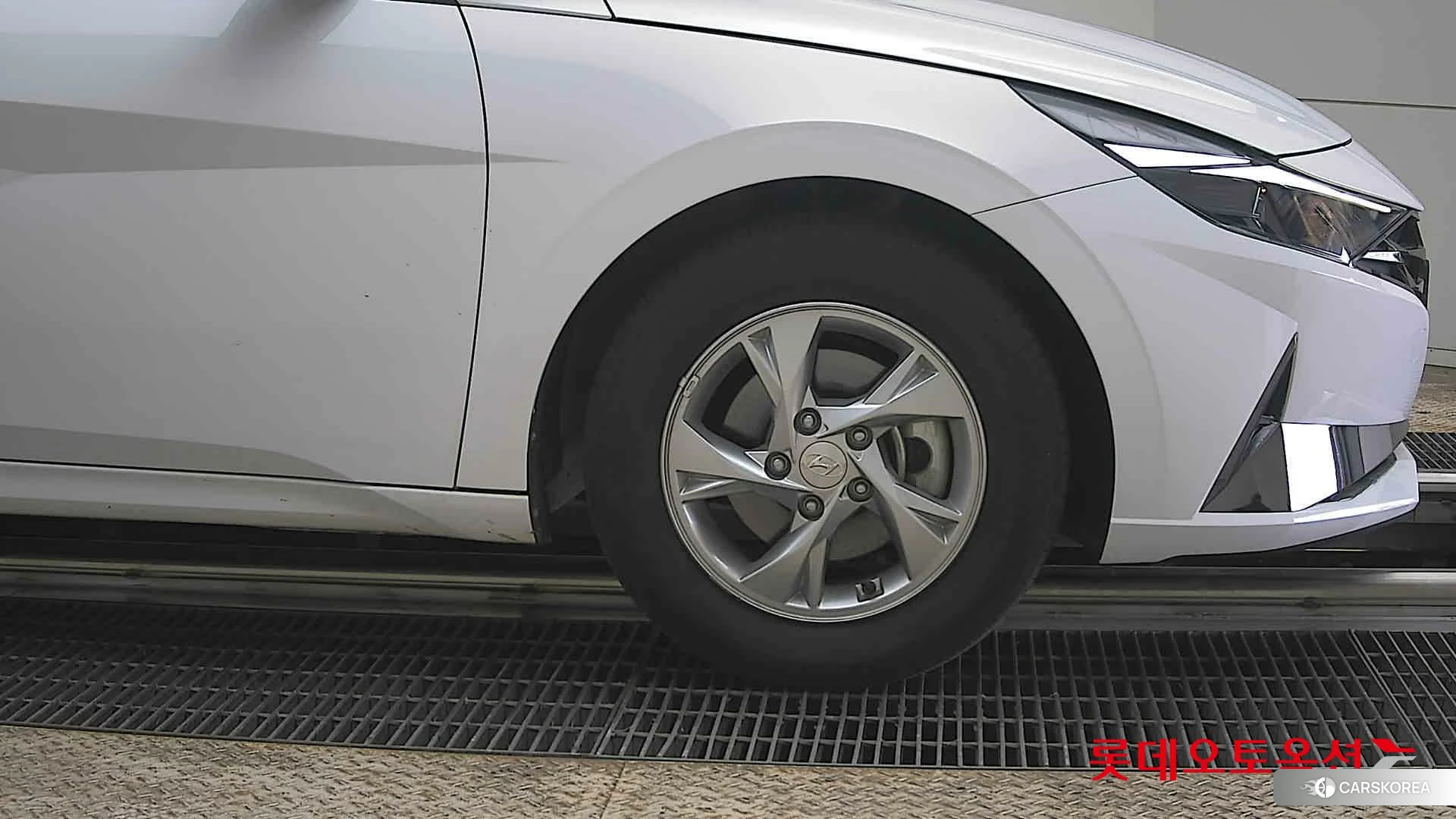 Hyundai Avante id 3888338 из Кореи 15