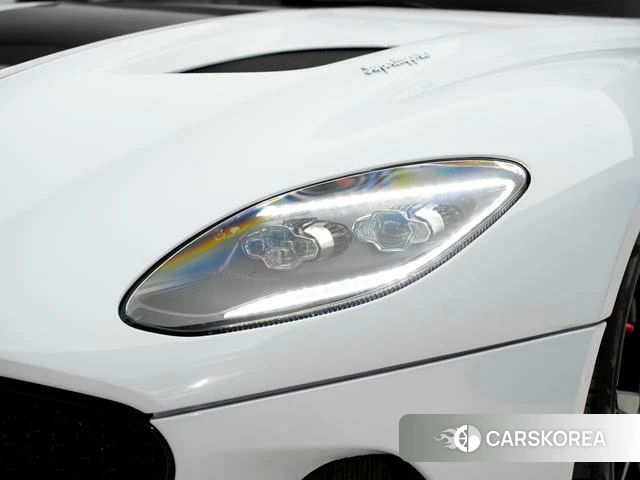 Aston Martin DBS id 4239348 из Китая 15