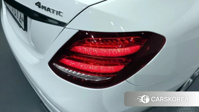 Mercedes-Benz E-Class W213 id 4416984 из Кореи 15