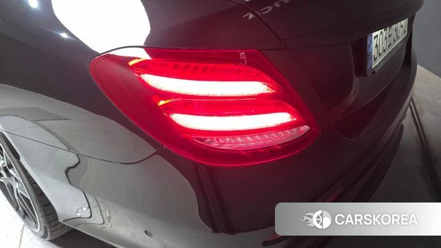 Mercedes-Benz E-Class W213 id 4384335 из Кореи 15