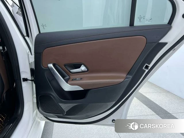 Mercedes-Benz Class A id 4333810 из Китая 15