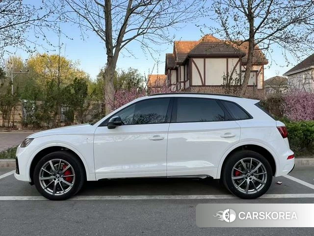 Audi Q5L id 4301837 из Китая 15