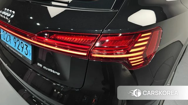 Audi e-Tron id 4244653 из Кореи 15