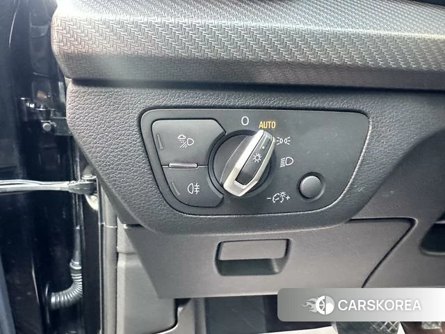 Audi Q5L Sportback id 4213168 из Китая 15