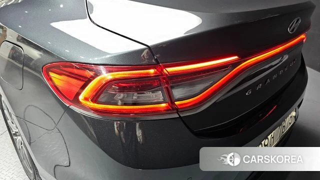 Hyundai Grandeur IG Hybrid id 4465489 из Кореи 15