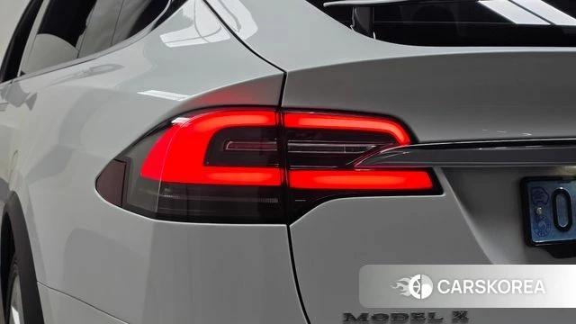 Tesla Model X id 4563210 из Кореи 15