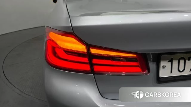 BMW 5 Series (G30) id 4637626 из Кореи 15