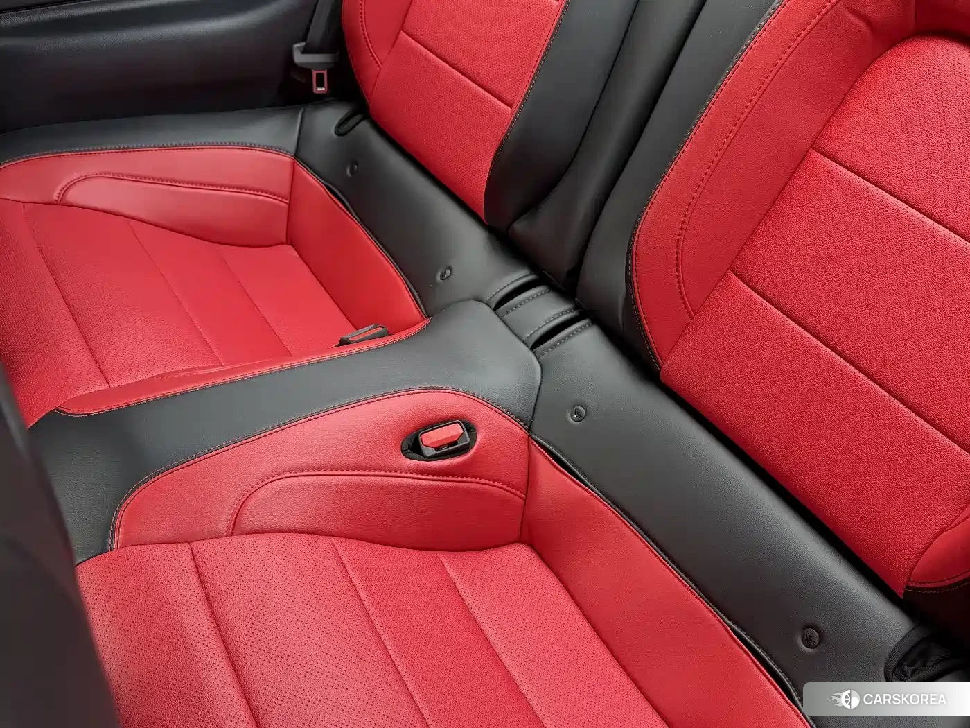 Ford Mustang id 4674286 из Китая 15