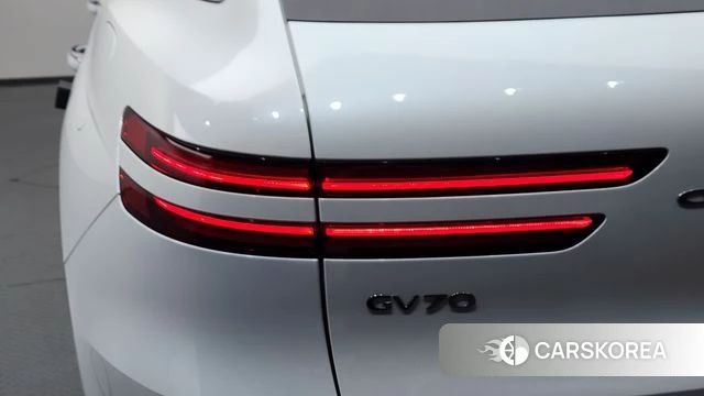 Genesis GV70 id 4408814 из Кореи 15
