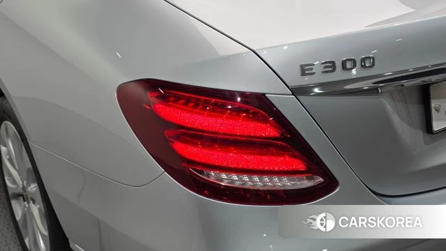 Mercedes-Benz E-Class W213 id 4465605 из Кореи 15