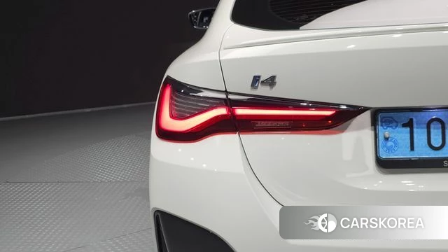 BMW i4 id 4640655 из Кореи 15