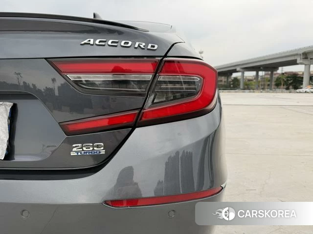 Honda Accord id 4365628 из Китая 15