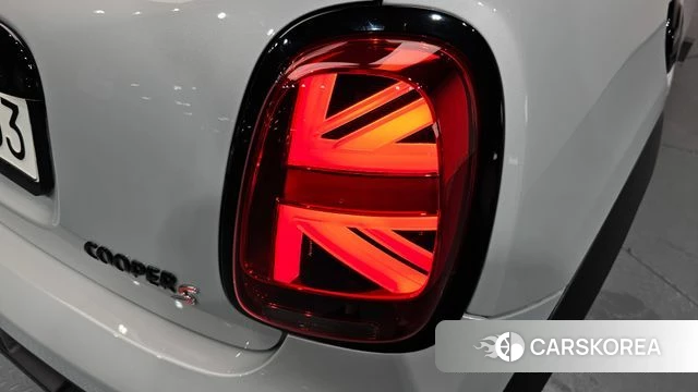 Mini Cooper S Convertible id 4753683 из Кореи 15