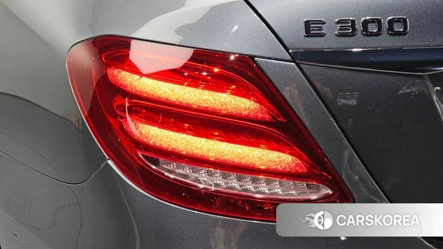 Mercedes-Benz E-Class W213 id 4595806 из Кореи 15