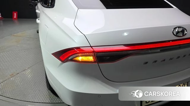 Hyundai The New Grandeur IG Hybrid id 4620052 из Кореи 15