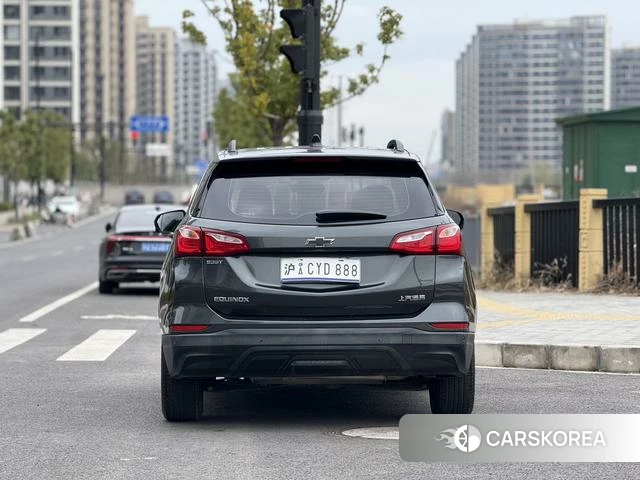 Chevrolet Explorer id 4240394 из Китая 15