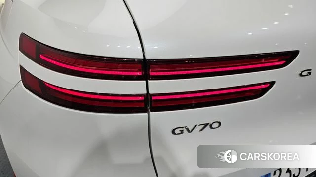 Genesis GV70 id 4444830 из Кореи 15