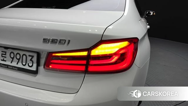 BMW 5 Series (G30) id 4416395 из Кореи 15
