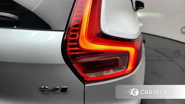 Volvo XC40 id 4376192 из Кореи 15