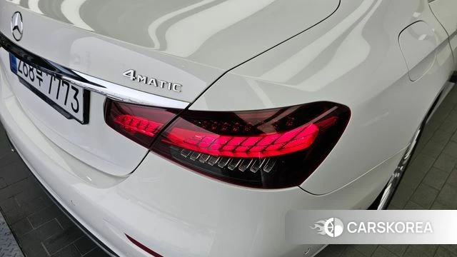 Mercedes-Benz E-Class W213 id 4409521 из Кореи 15