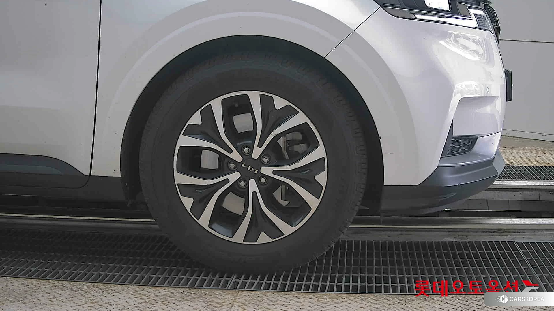 Kia Carnival id 4347340 из Кореи 15