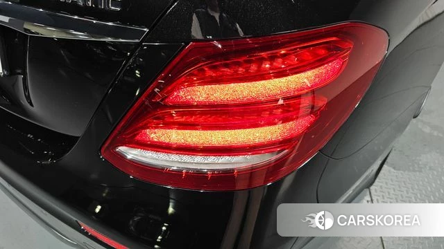 Mercedes-Benz E-Class W213 id 4760370 из Кореи 15