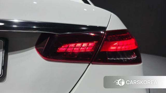 Mercedes-Benz E-Class W213 id 4631391 из Кореи 15