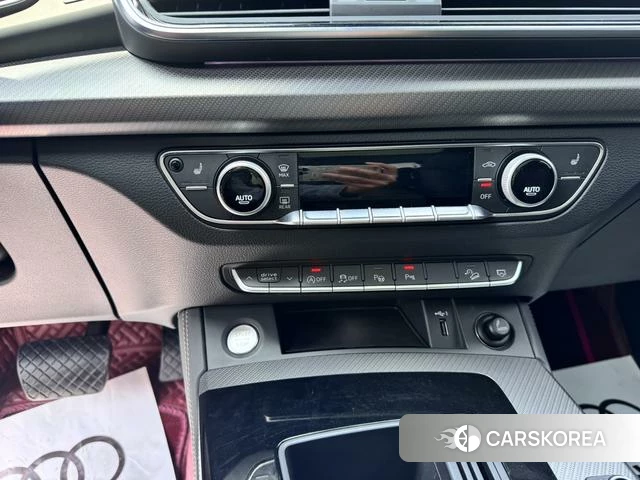 Audi Q5L id 4238154 из Китая 15