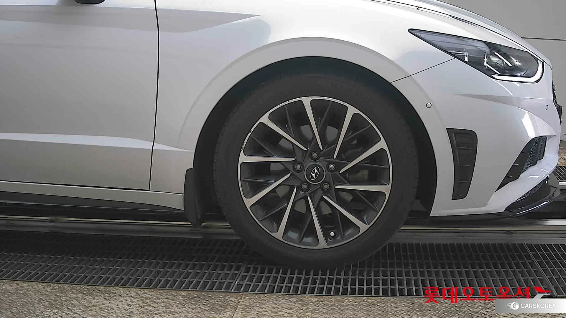 Hyundai Sonata id 3875707 из Кореи 15