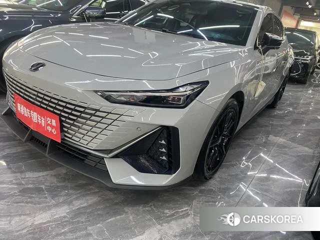 Chang'an UNI-V id 4374699 из Китая 15