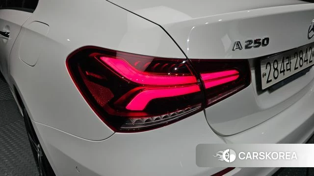 Mercedes-Benz A-Class W177 id 4402886 из Кореи 15