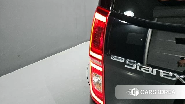 Hyundai The New Grand Starex id 4384793 из Кореи 15