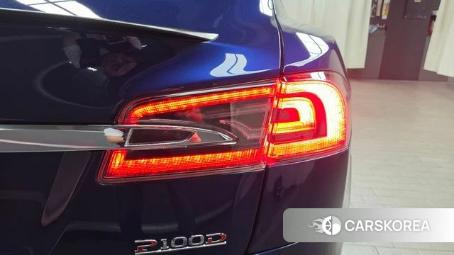 Tesla Model S id 4662721 из Кореи 15