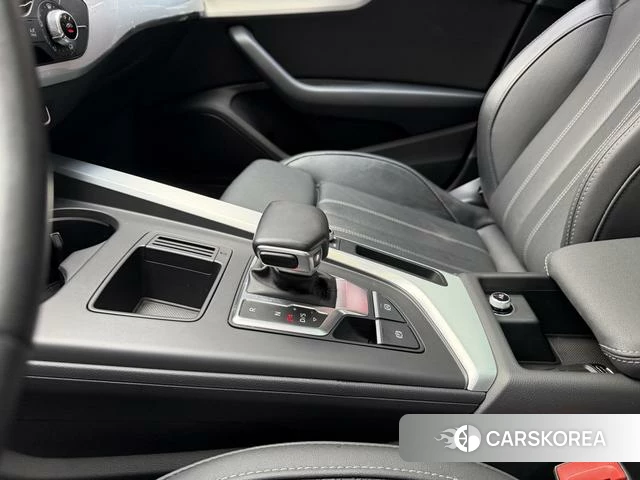 Audi A4L id 4235003 из Китая 15
