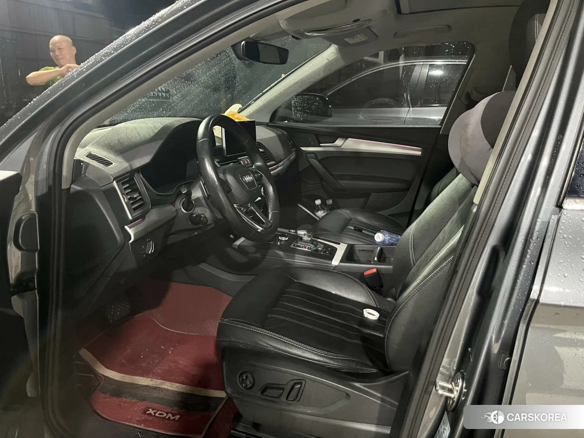 Audi Q5L id 4479350 из Китая 15