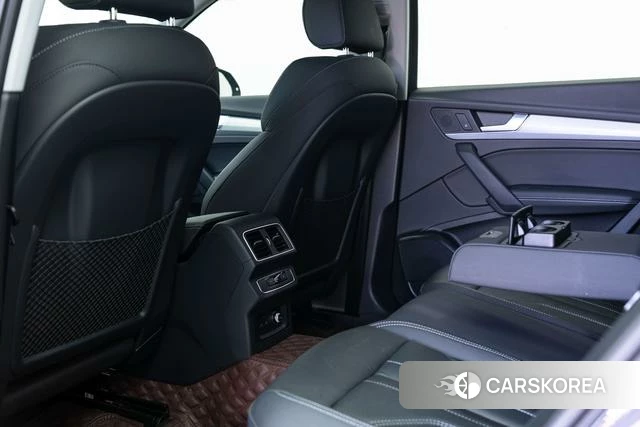 Audi Q5L id 4262217 из Китая 15