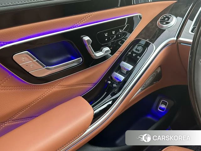 Mercedes-Benz Maybach S-class id 4264791 из Китая 15