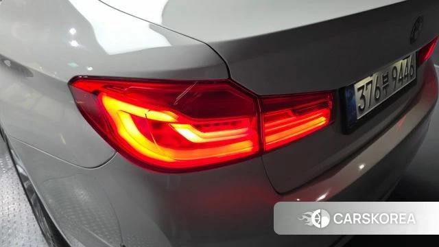 BMW 5 Series (G30) id 4937235 из Кореи 15