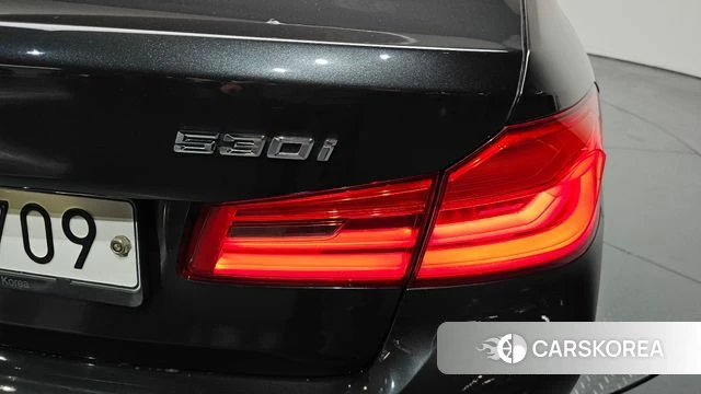 BMW 5 Series (G30) id 4305141 из Кореи 15