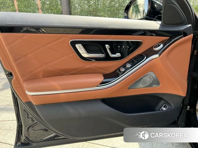 Mercedes-Benz Maybach S-class id 4277623 из Китая 15