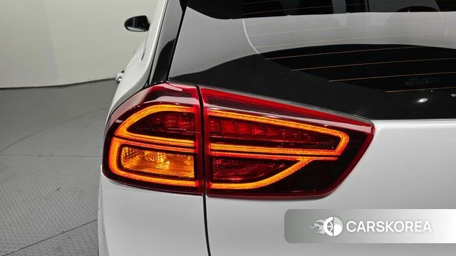 Kia The New Niro id 4330644 из Кореи 15