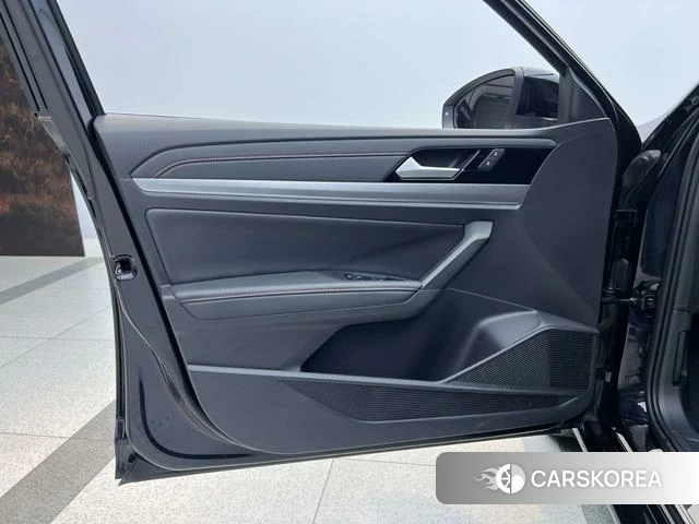 Volkswagen Lavida id 4273689 из Китая 15