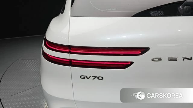 Genesis GV70 id 4696960 из Кореи 15