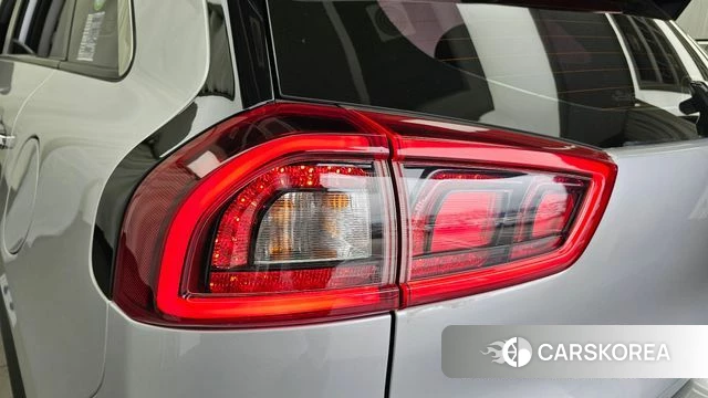 Kia Niro id 4760469 из Кореи 15