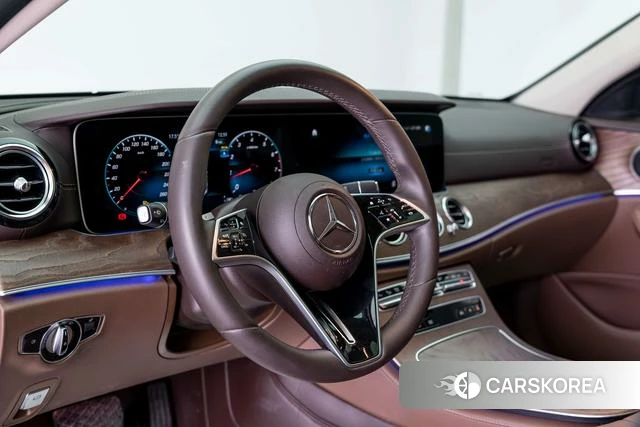 Mercedes-Benz E-class id 4300083 из Китая 15