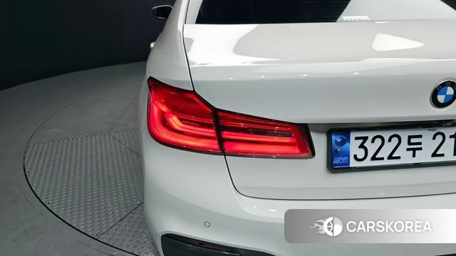 BMW 5 Series (G30) id 4284439 из Кореи 15