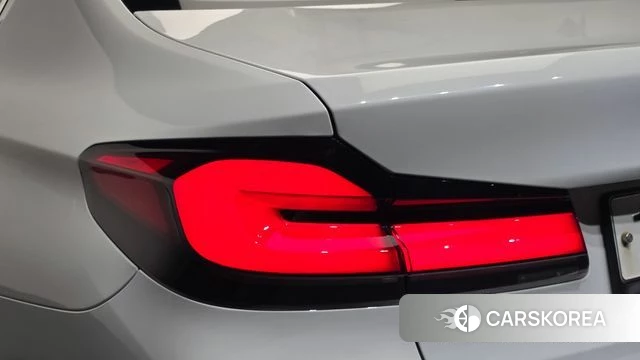 BMW 5 Series (G30) id 4907210 из Кореи 15