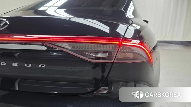 Hyundai The New Grandeur IG Hybrid id 4585582 из Кореи 15