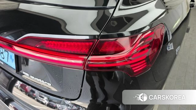 Audi e-Tron id 4593261 из Кореи 15