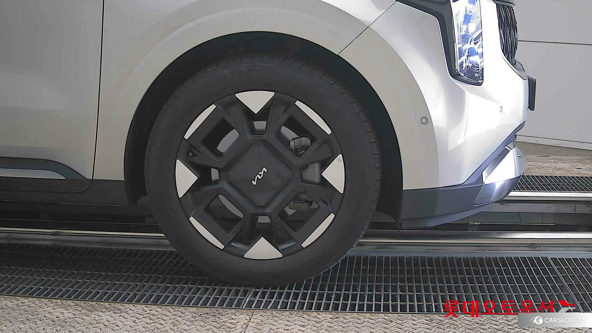 Kia Carnival Hybrid id 3882146 из Кореи 15